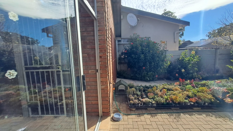2 Bedroom Property for Sale in Fleurdal Free State